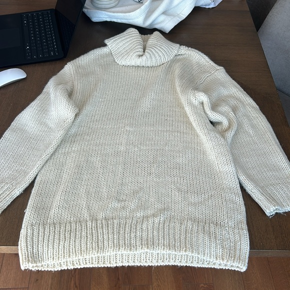 Lovers and Friends Braewyn Sweater Dress - Picture 4 of 6